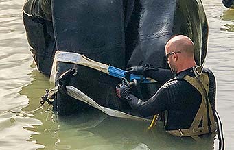 Diver with lift bag | Professional Diving Services